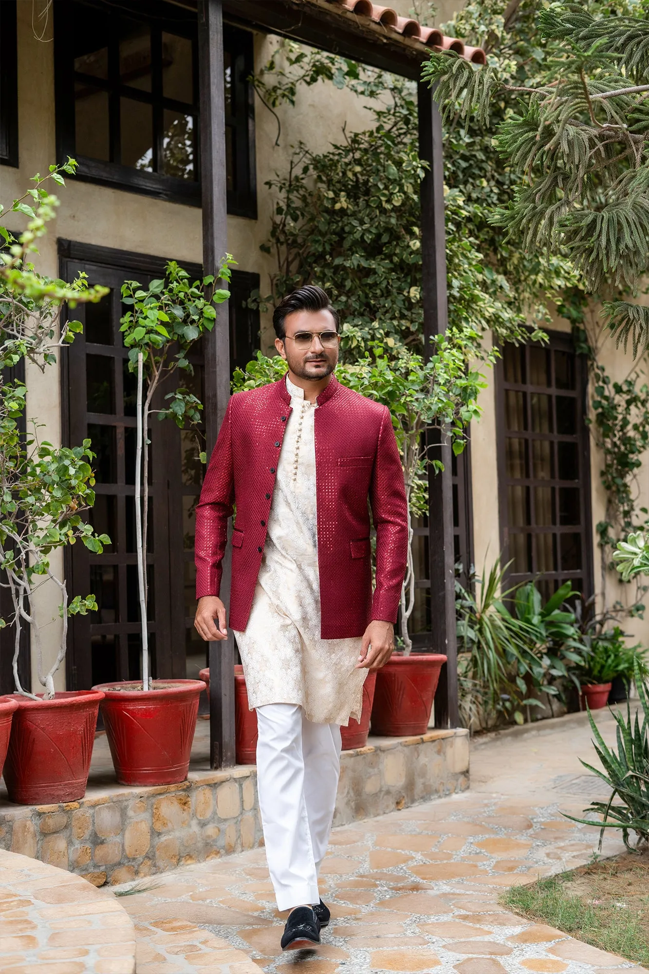 ER 2091 Exclusive Maroon Prince Coat wedding