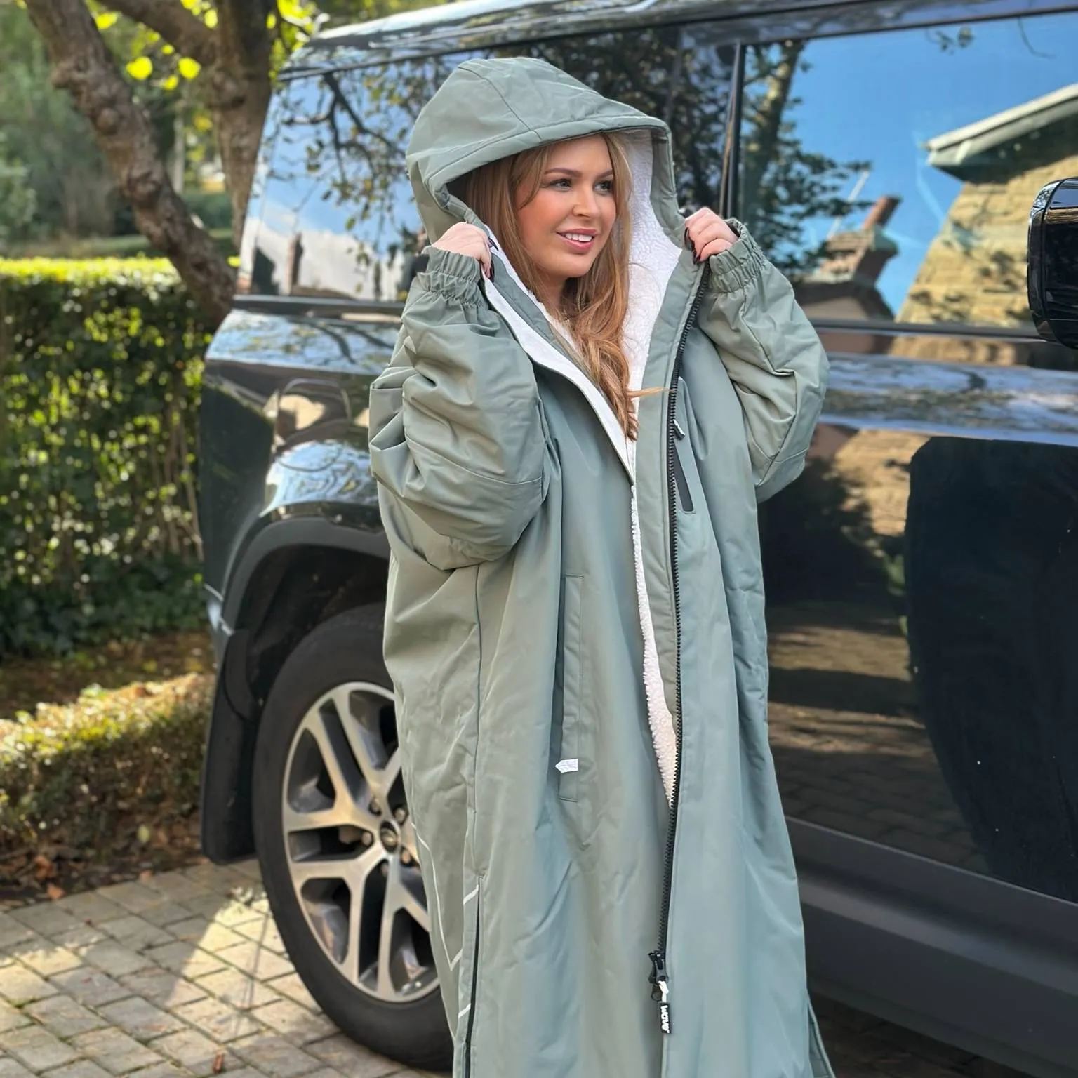 Fleece-Lined Hot Tub Changing Robe | Waterproof & Windproof | Unisex | Sage Green