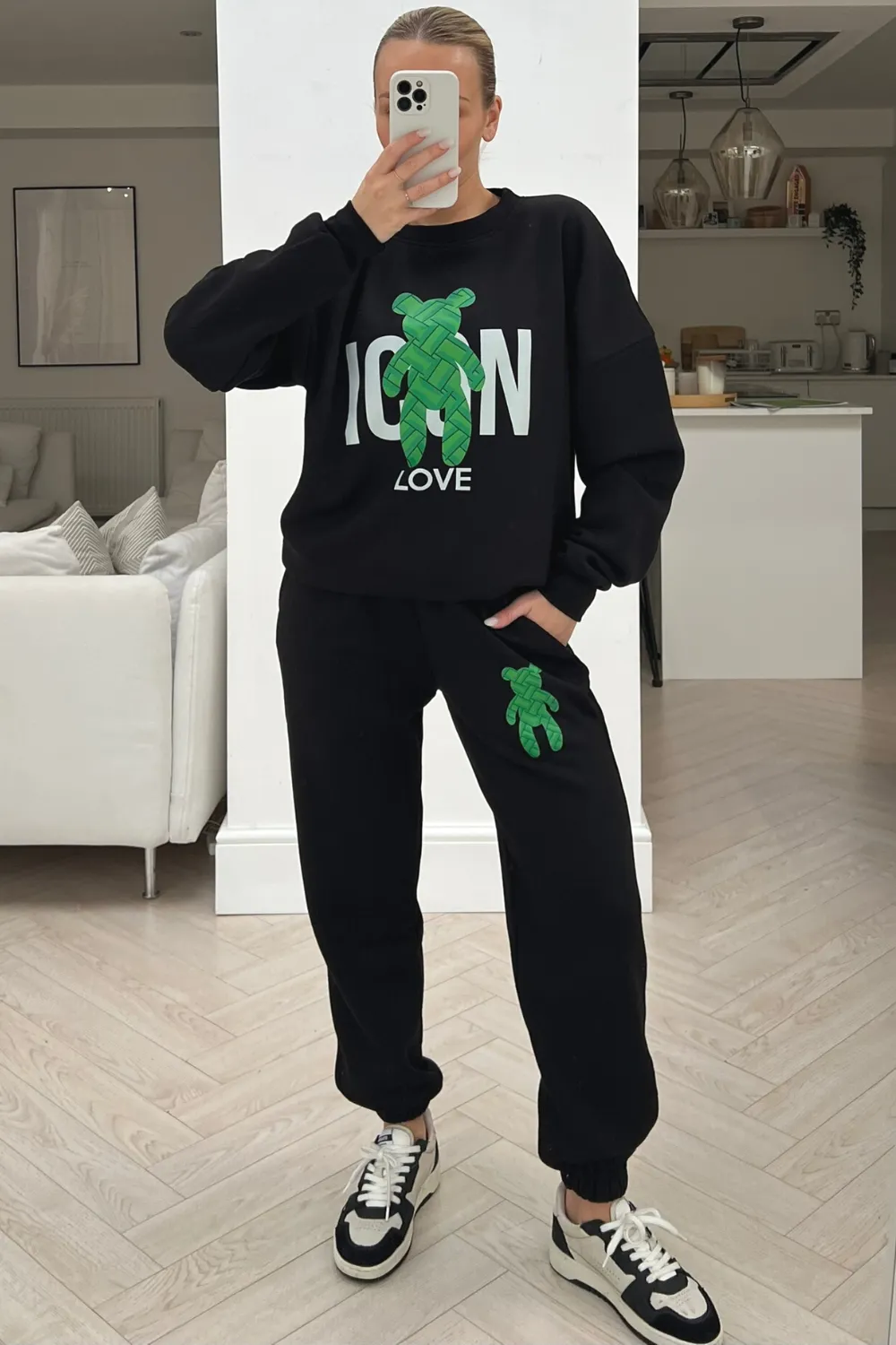 icon teddy black printed sweater loungewear set