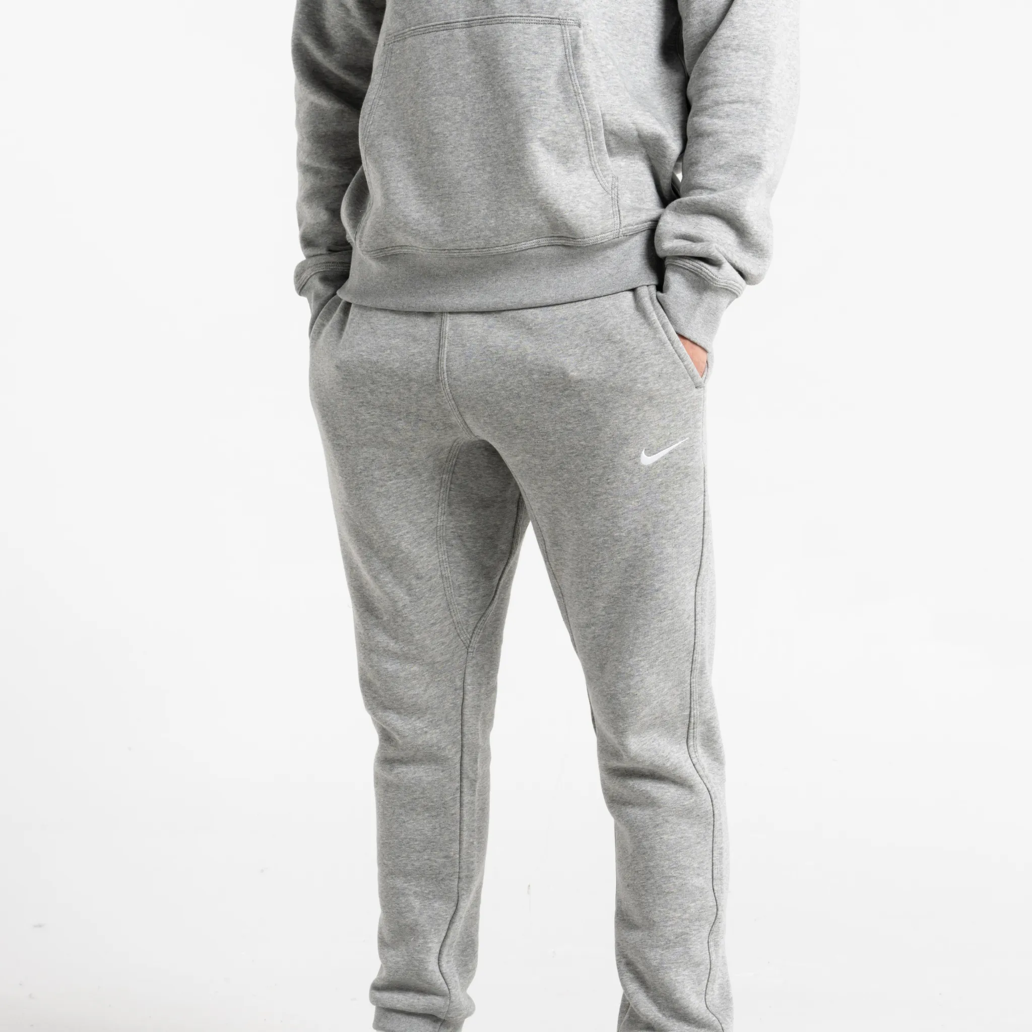 Nike Club Set - Hoodie & Joggers - Grey