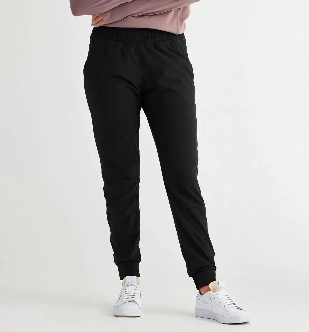 Women's Pull-On Breeze Jogger